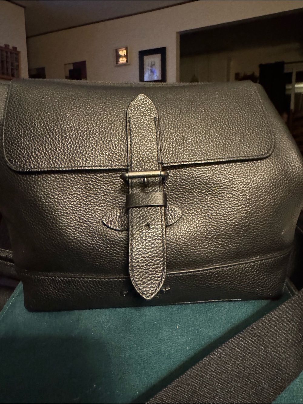 Coach Hudson Black Pebbled Leather Crossbody Messenger Bag Gunmetal buckle Strap